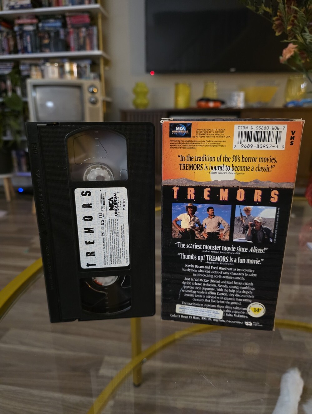 Tremors  - VHS - Picture 2 of 2